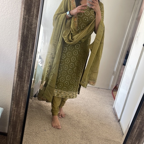 Sea green Indian suit color with pajami and amazing mirror work style on top - Picture 3 of 6